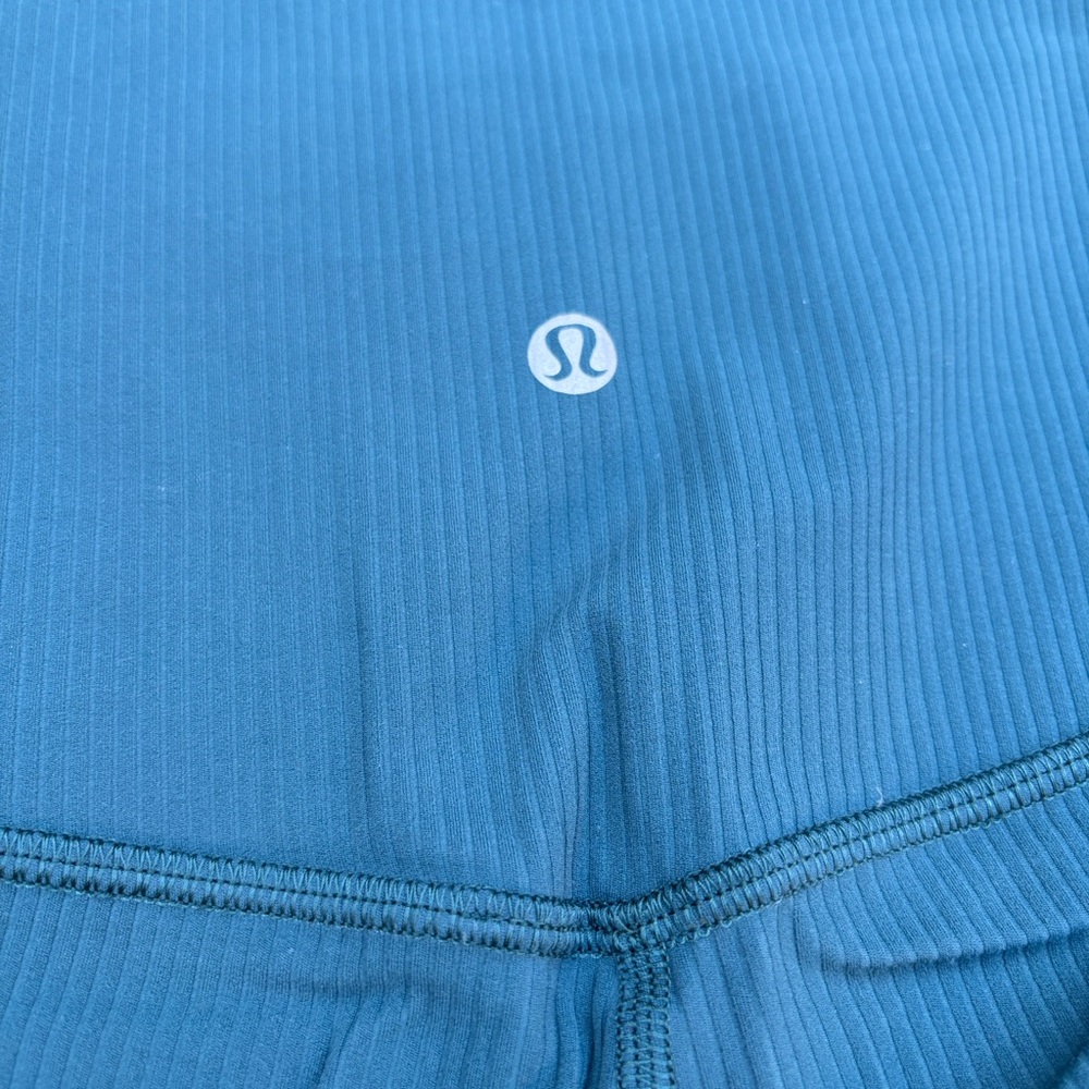 lululemon athletica Blue Leggings Size 10 - Picture 5 of 6
